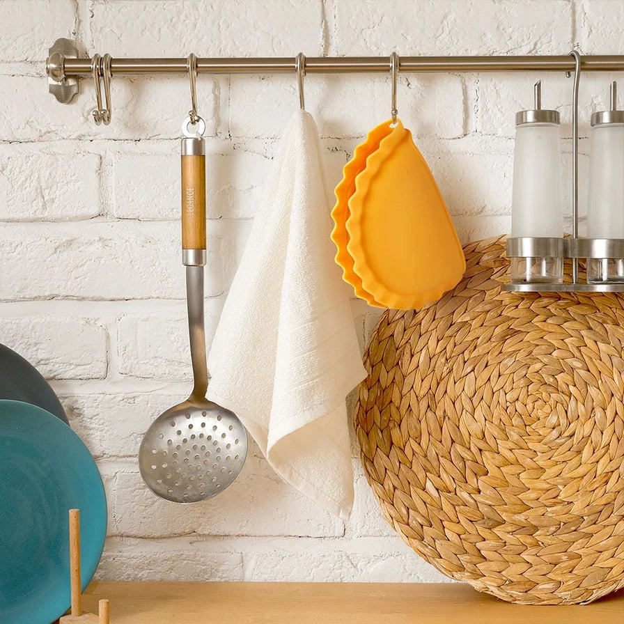 Mezzelune | Oven Mitt image 4
