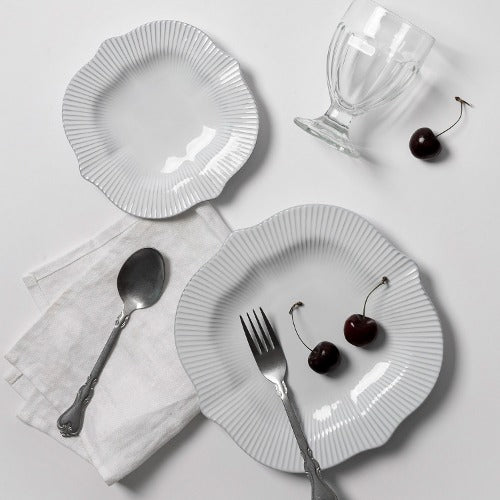 Blanc Pleats Plate Set image 5
