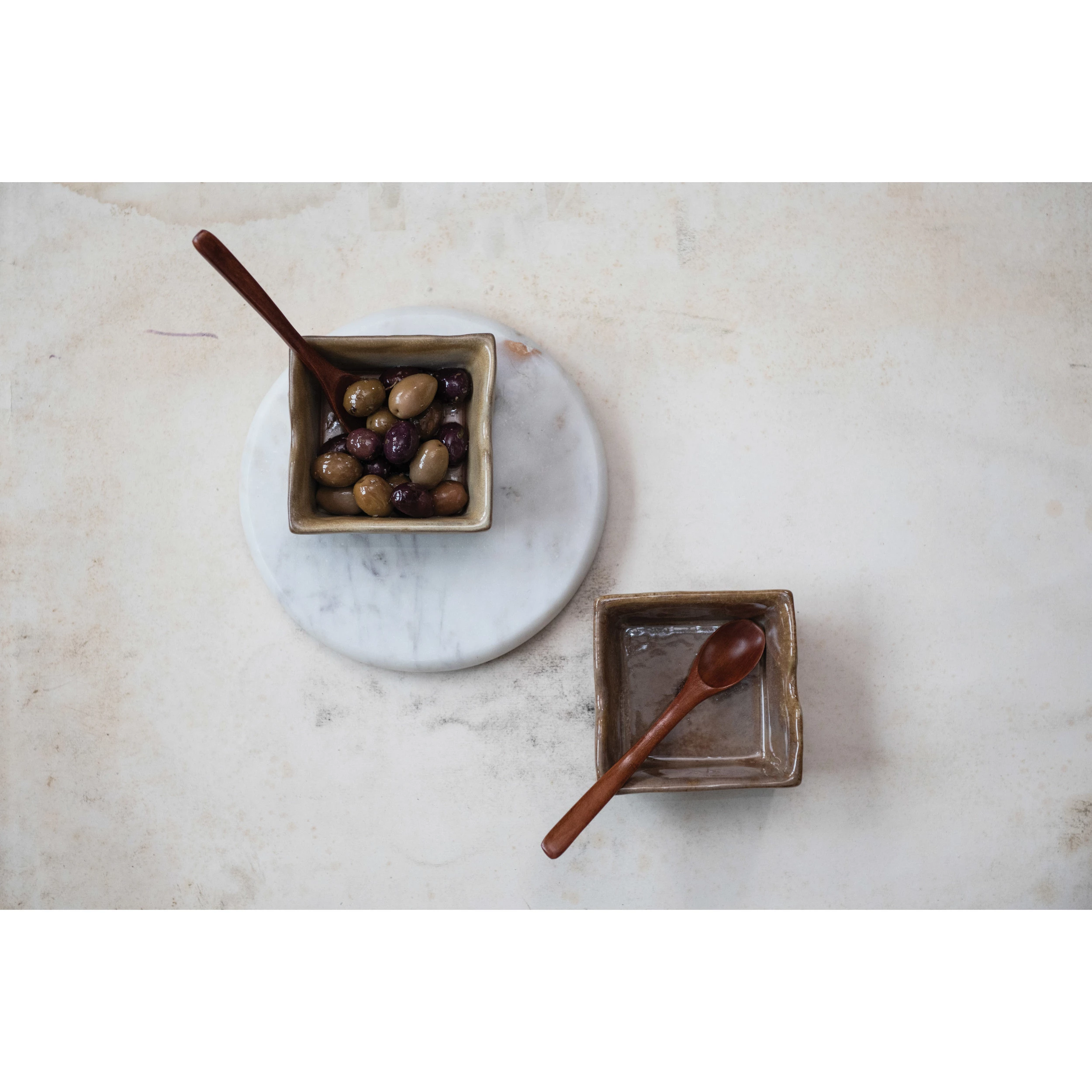 Round Marble Reversible Serving Board image 2