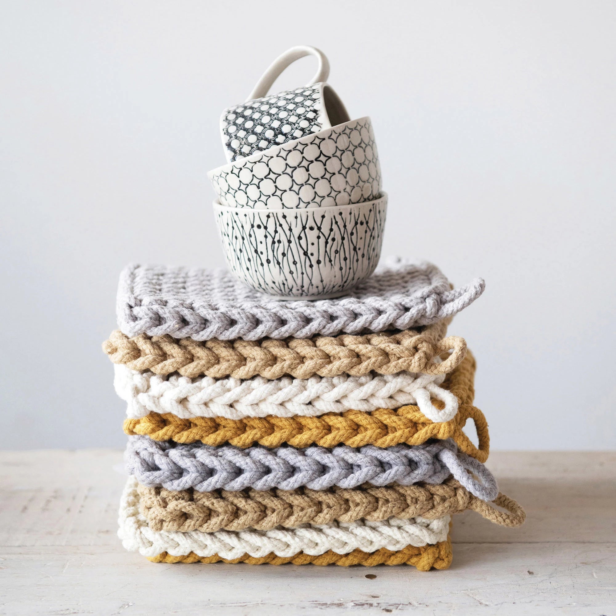Crocheted Pot Holder image 12