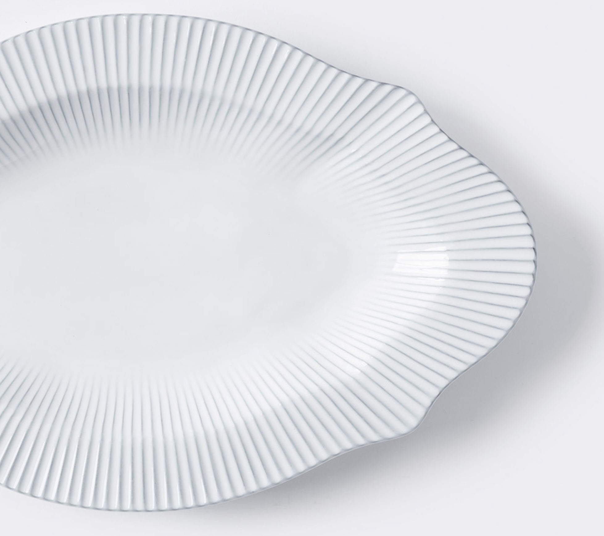 Blanc Centerpiece Plate image 1