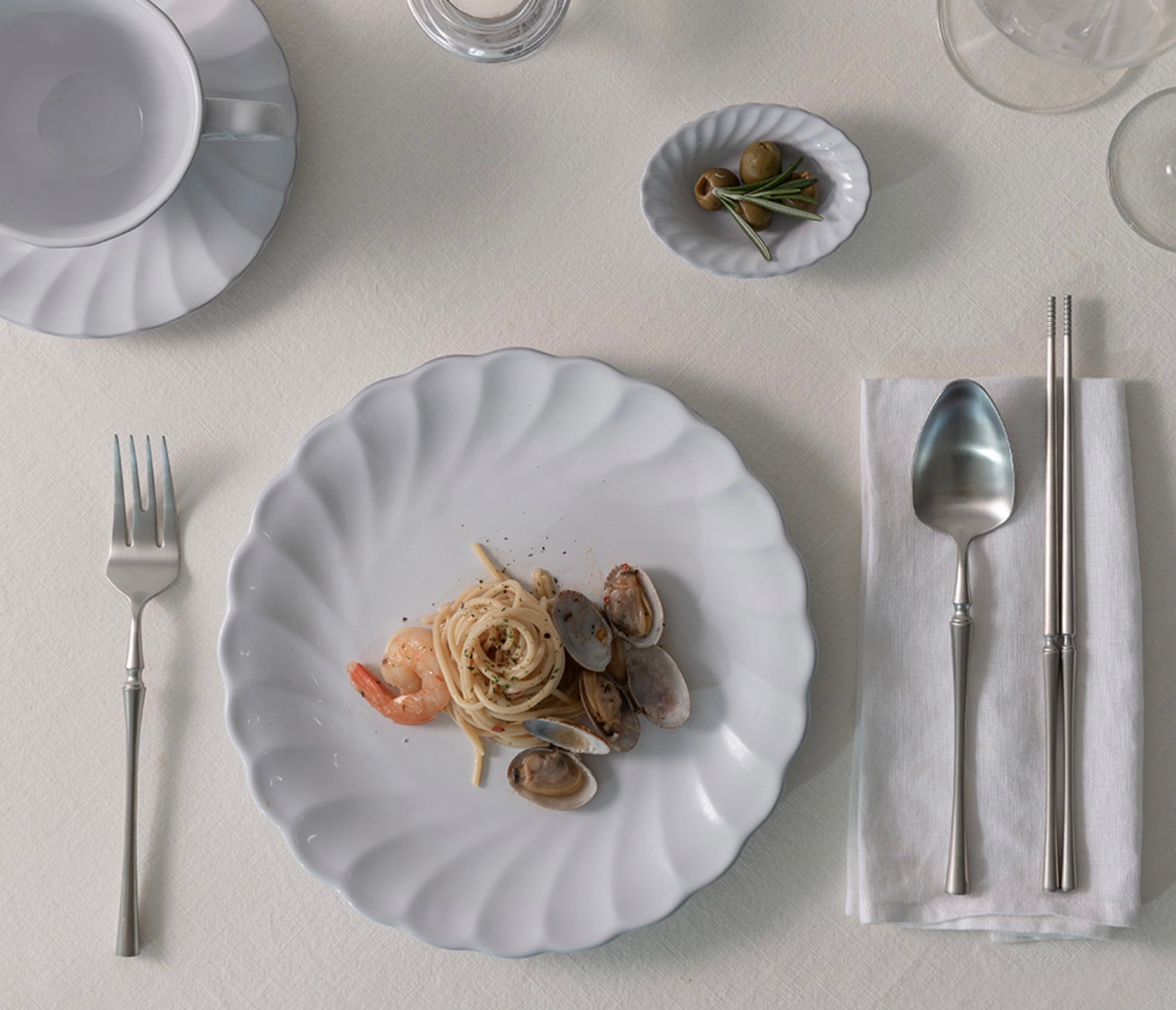 Blanc Flatware image 5