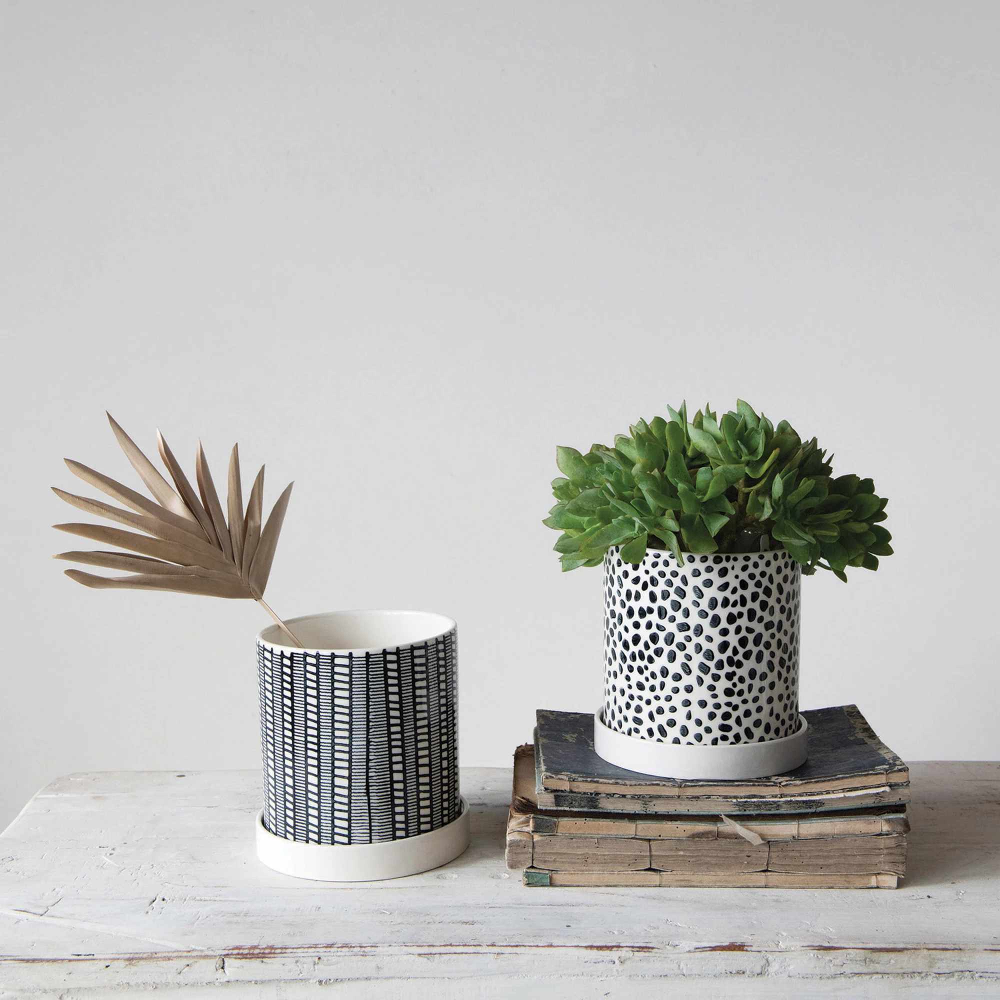 Stoneware Planter with Saucer image 1