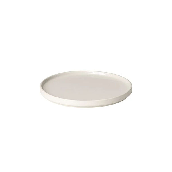 Pilar Medium Plate 8 Inch image 1
