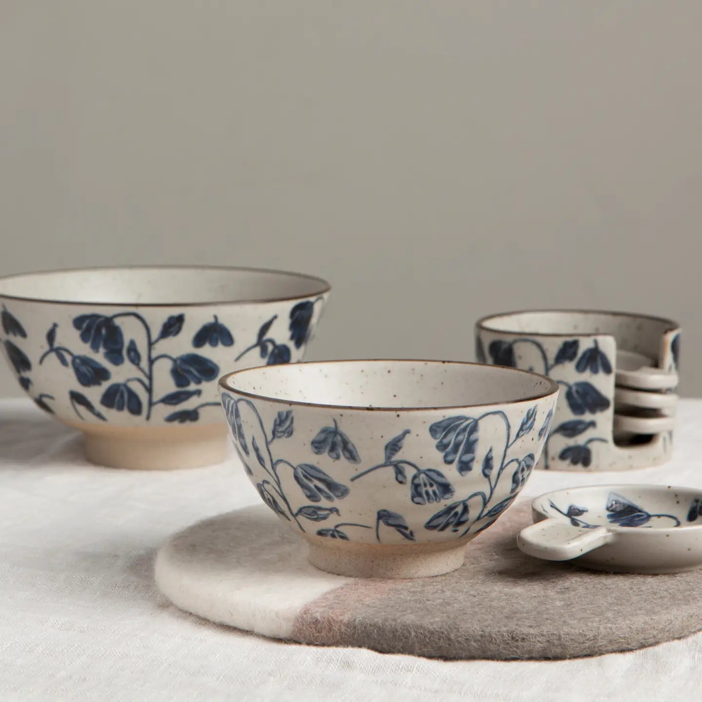 Posy Element Bowl (L) image 2
