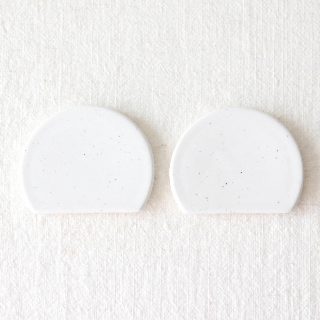 Pure Spoon & Chopstick Rest- 2pcs image 0