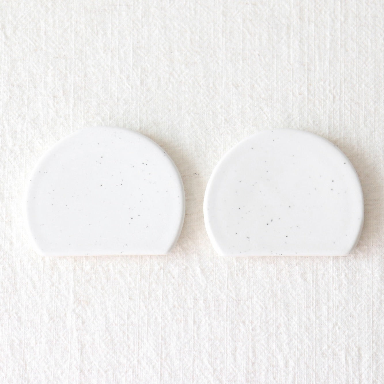 Pure Spoon & Chopstick Rest- 2pcs image 0