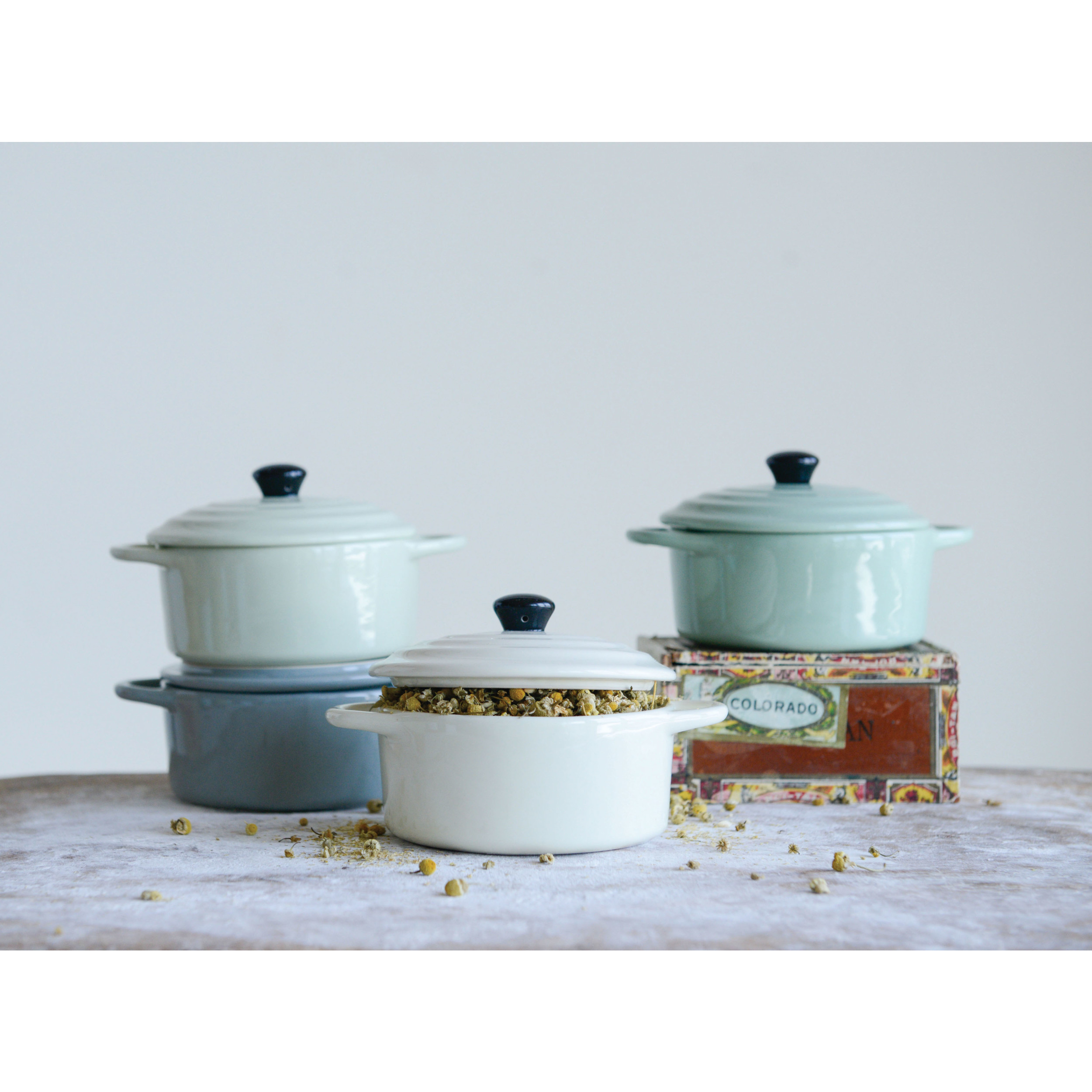 Stoneware Mini Baker with Lid image 5