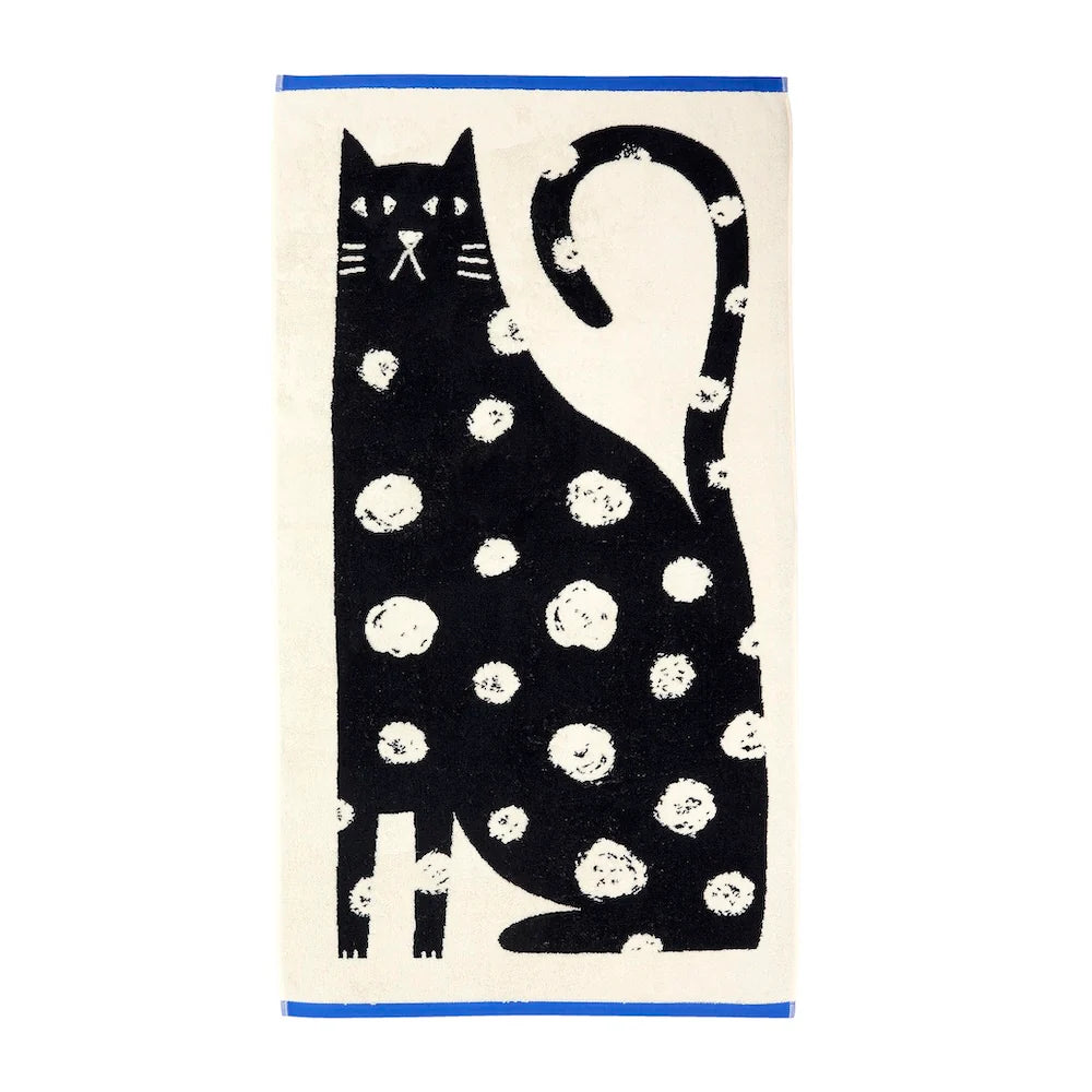 Lazy Cat Bath Towel image 0