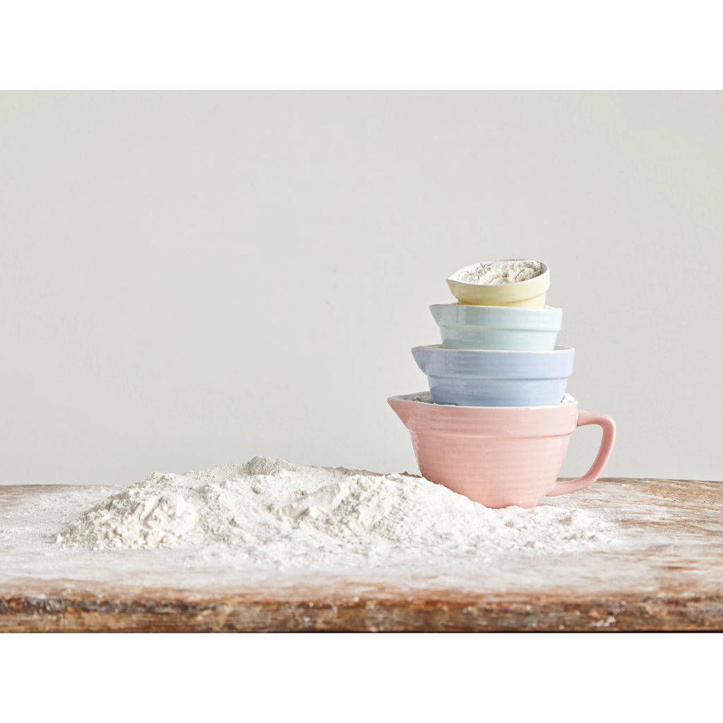 Batter Bowl Shaped Measuring Cups image 1