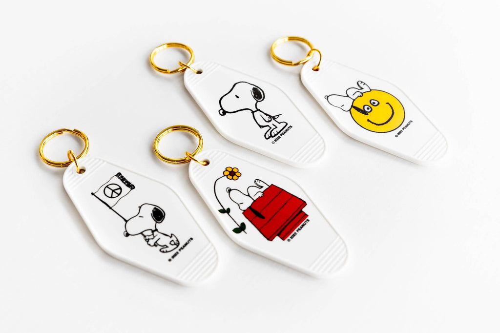 3P4 x Peanuts® - Snoopy Smiley Key Tag