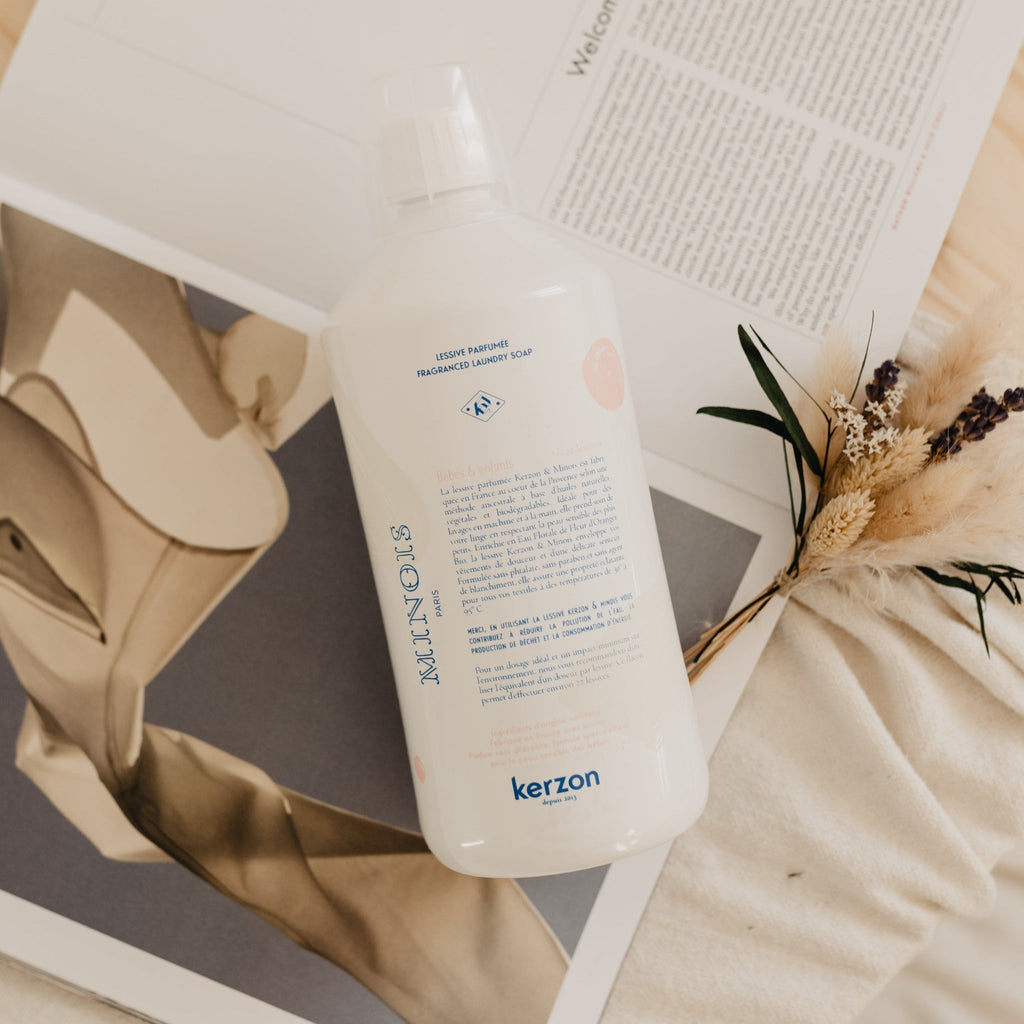 Scented Natural Laundry Detergent image 2