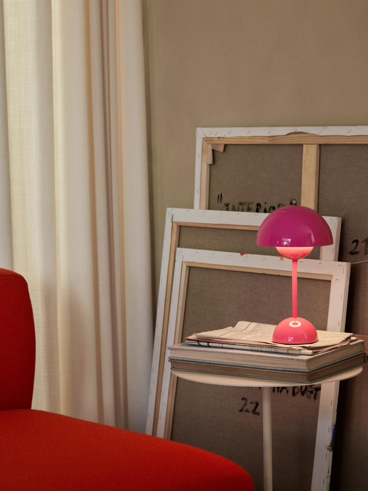 Flowerpot VP9 Portable Table Lamp image 7