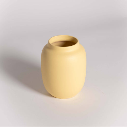 Blanc Vase - 04 / Butter Yellow