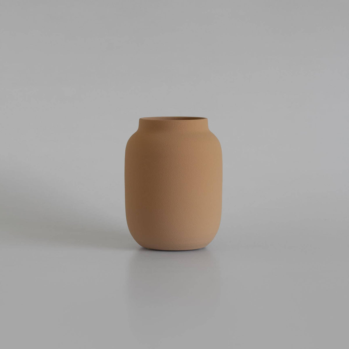 Blanc Vase - 04 / Peach Vase
