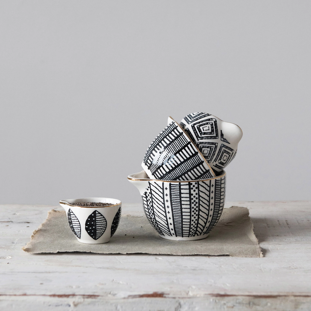 Stoneware Measuring Cups with Pattern image 1