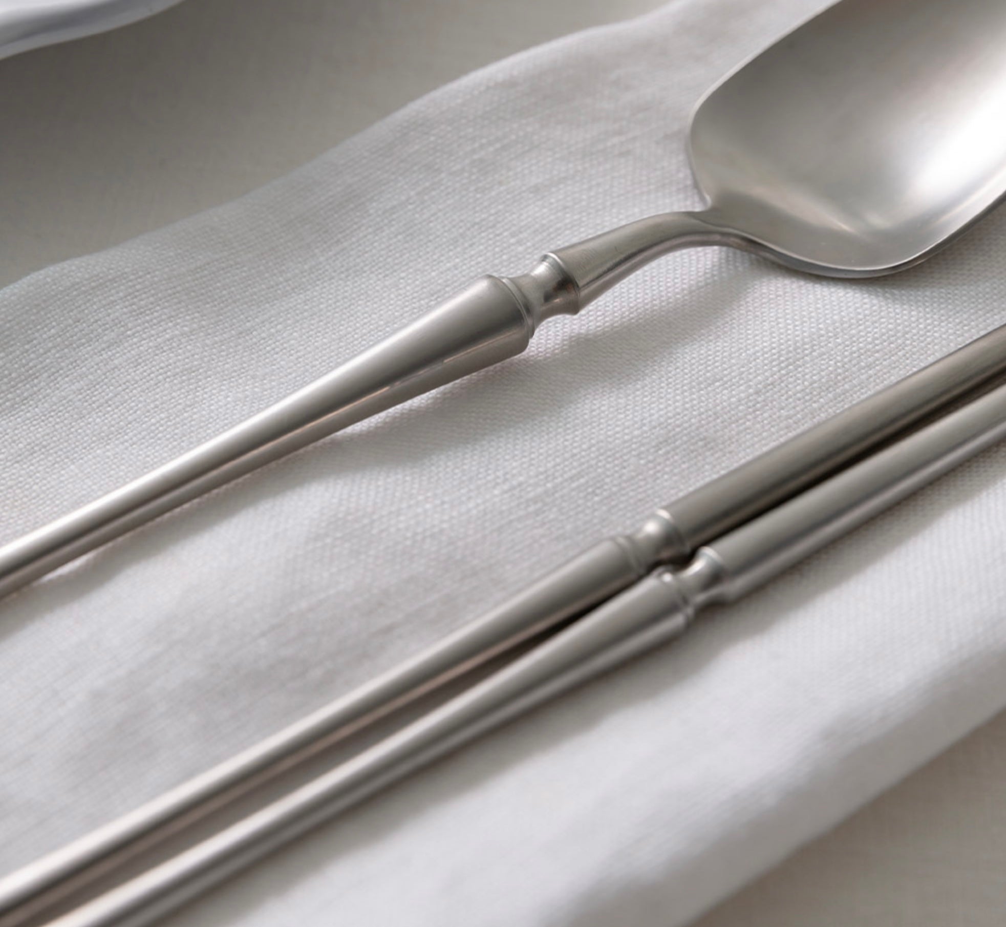 Blanc Flatware image 7