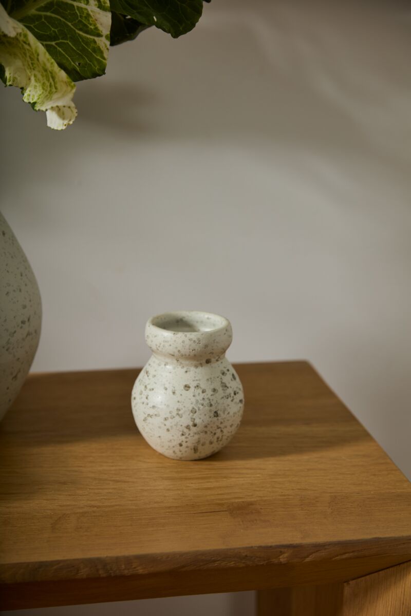 Igneous Vase 4x4.75”