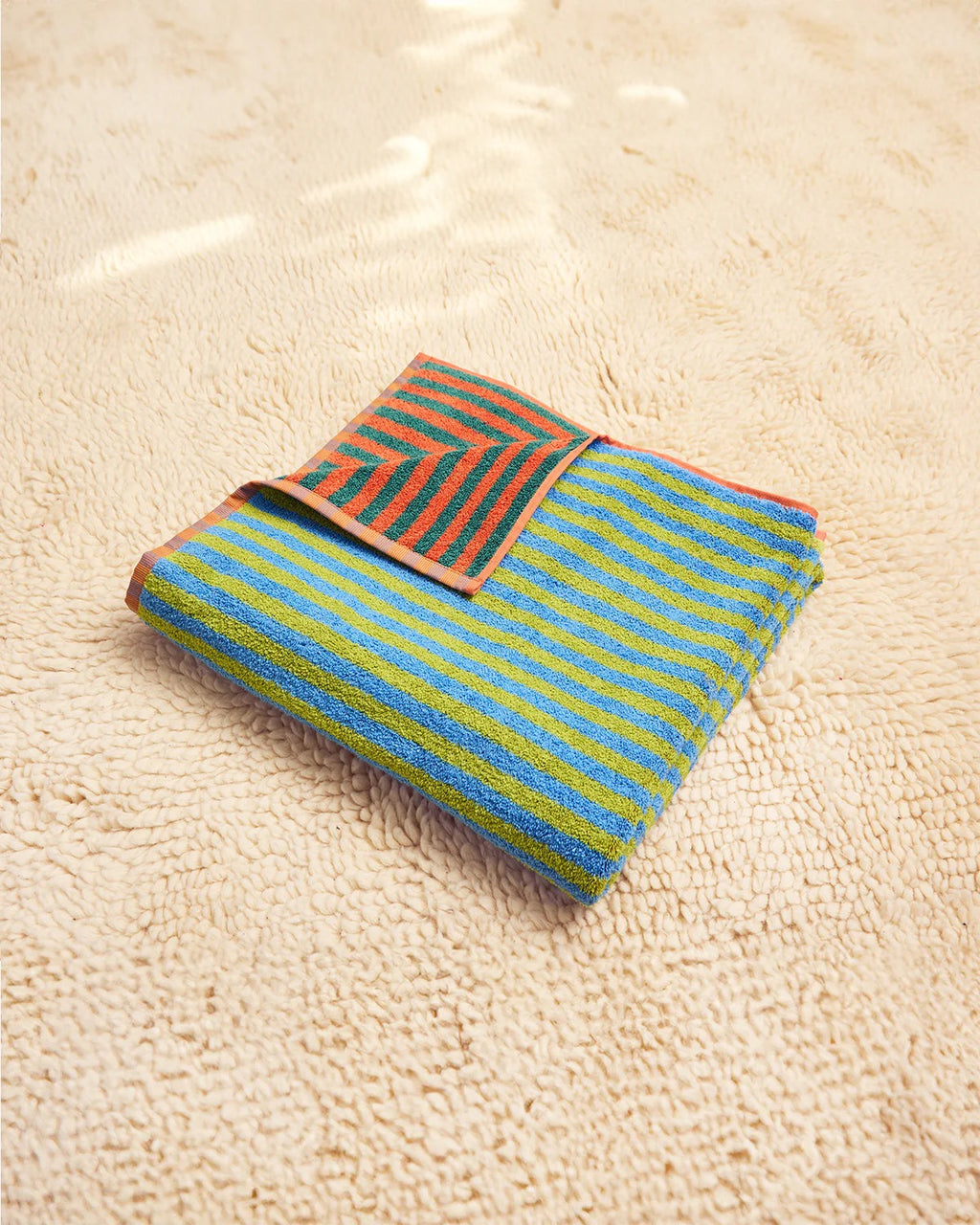 Grasshopper Bath Towel
