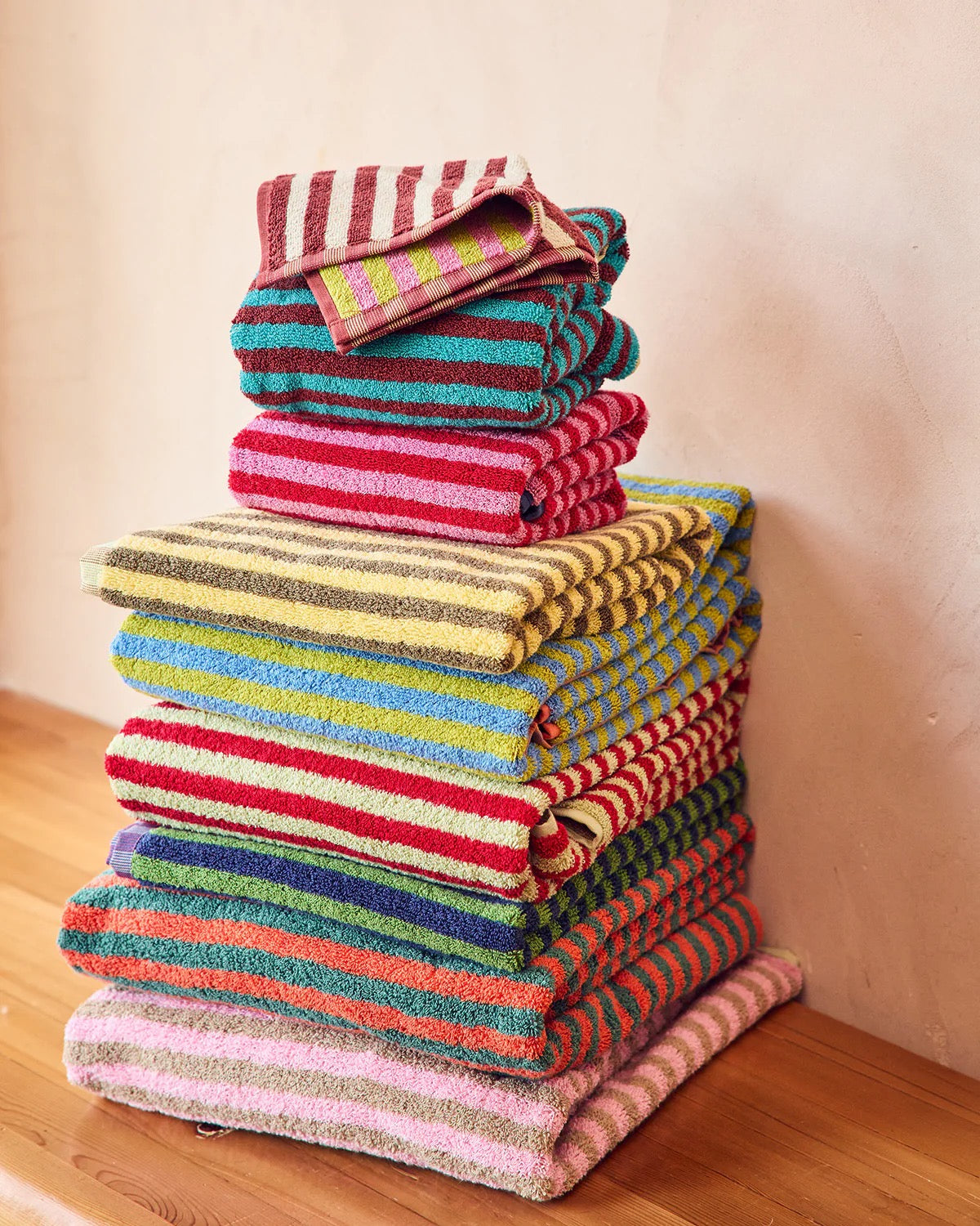 Grasshopper Bath Towel