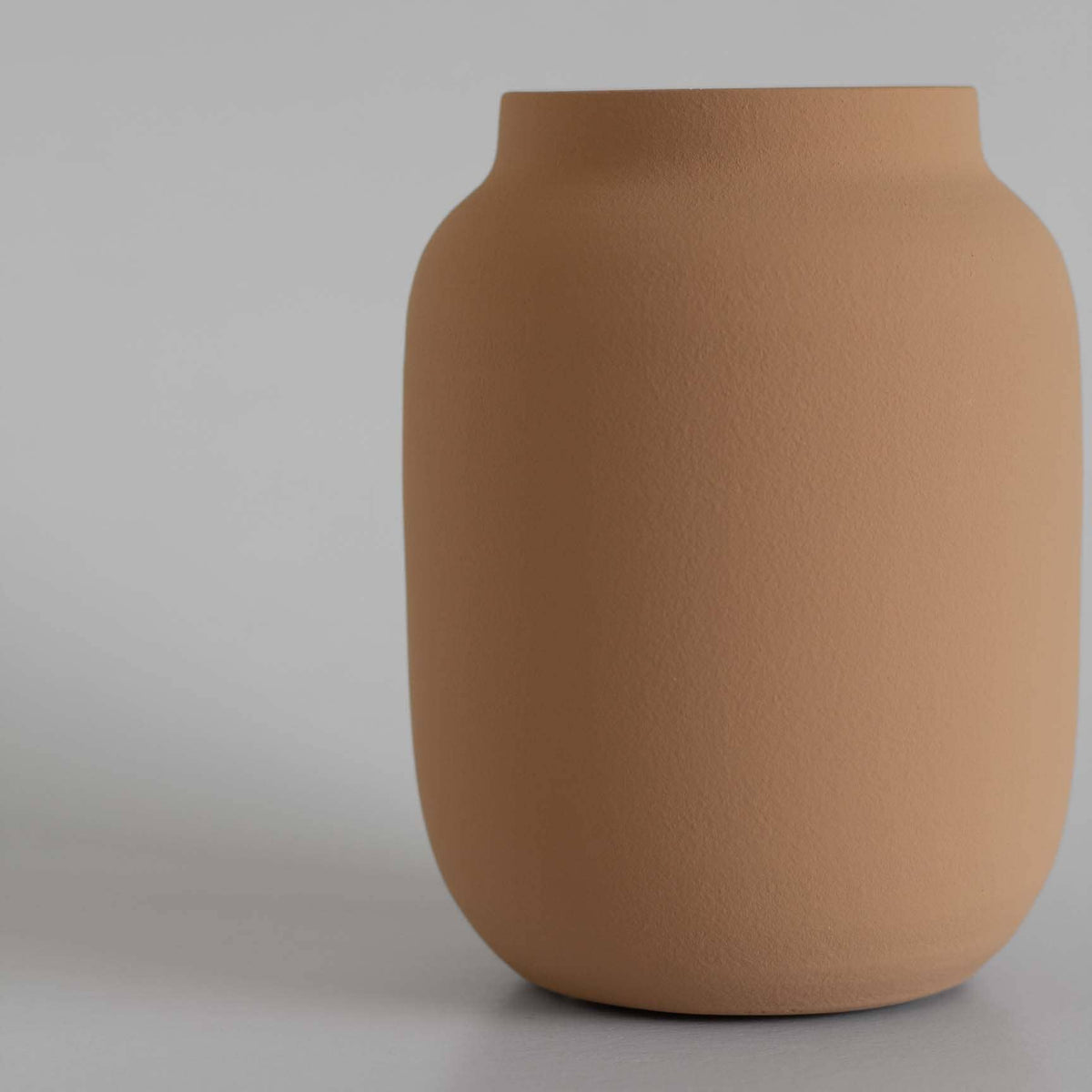 Blanc Vase - 04 / Peach Vase