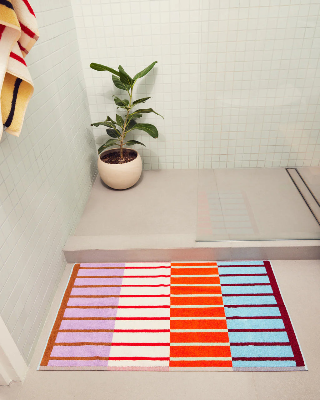 House Stripe Bath Mat image 3