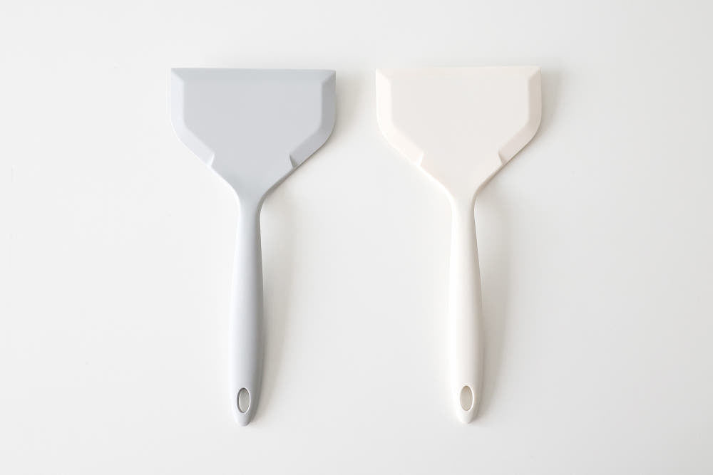 Silicone Egg Roll Turner image 0