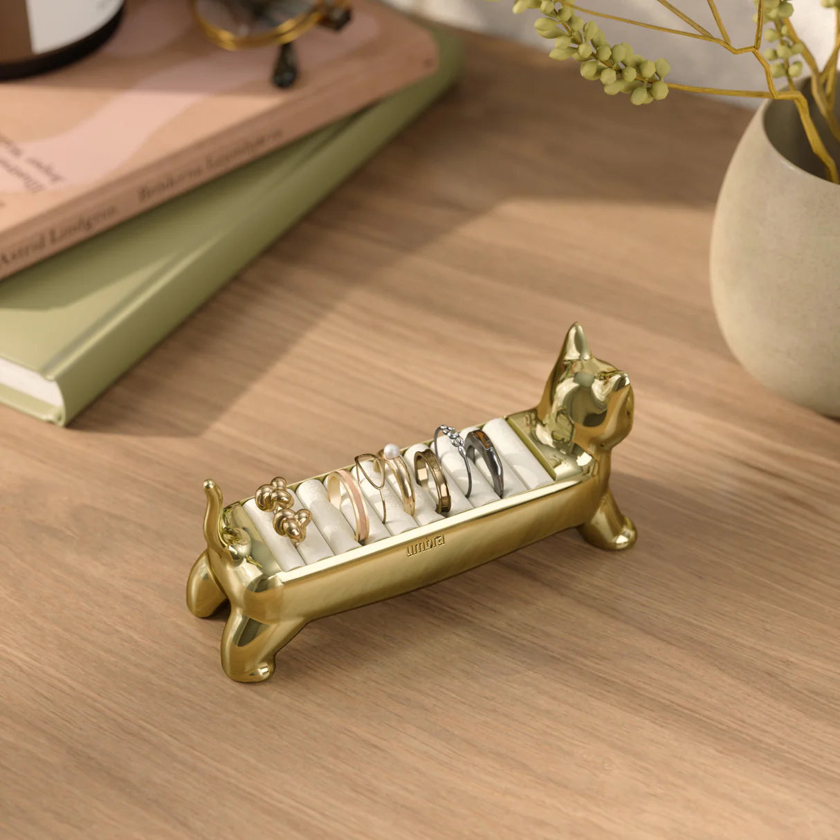Ali Cat Ring Holder image 5