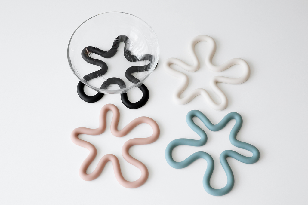 Kamome Silicone Trivet image 1