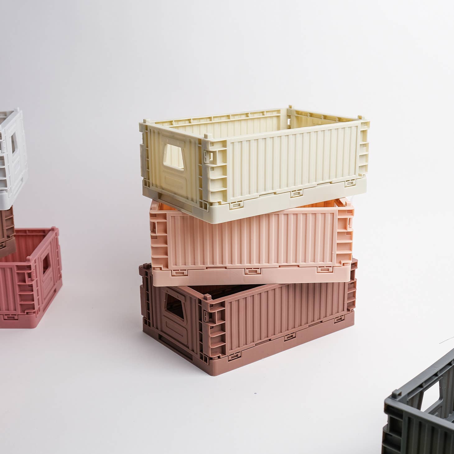 Color Storage Crate Mini image 1