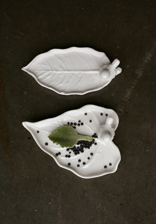 Decorative Ceramic Leaf Plate with Bird image 3