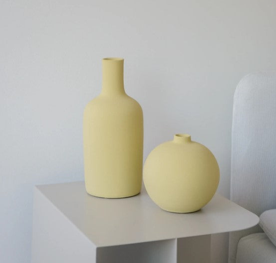 Blanc Vase - 03 image 1