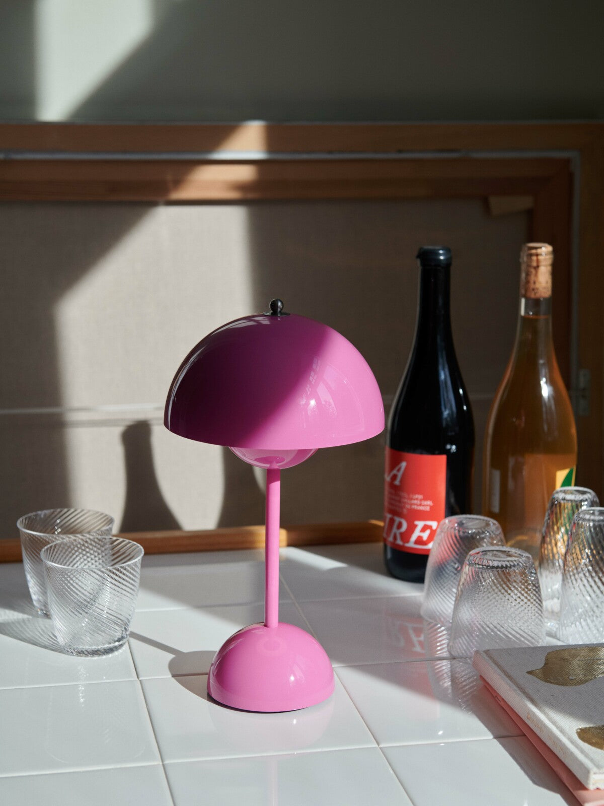 Flowerpot VP9 Portable Table Lamp image 6