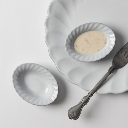 Blanc Sauce Bowl image 2
