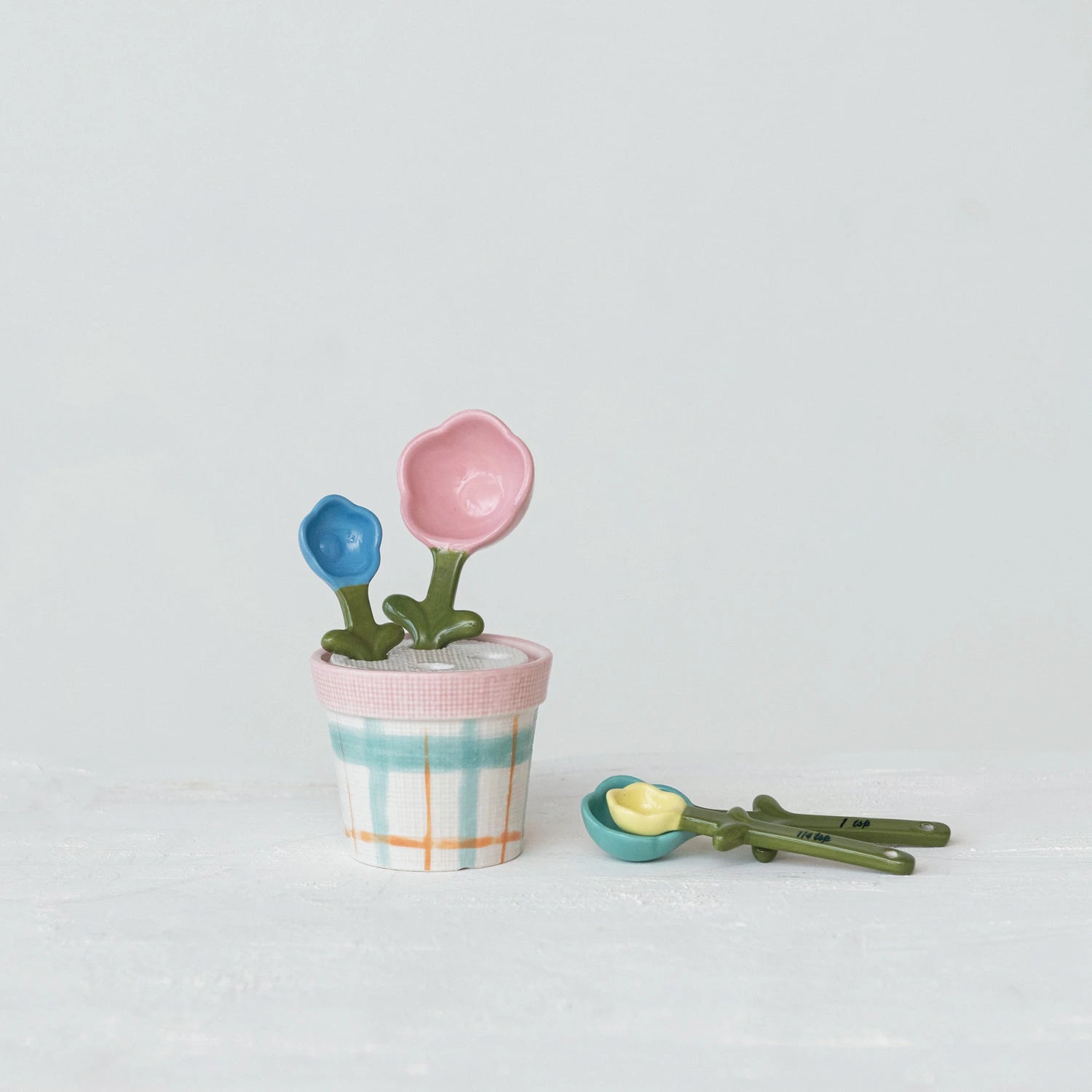Stoneware Flower Shaped Measuring Spoons image 1