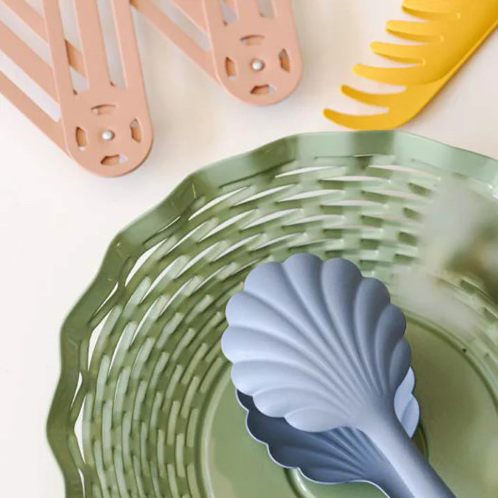 Scalloped Metal Tong image 8