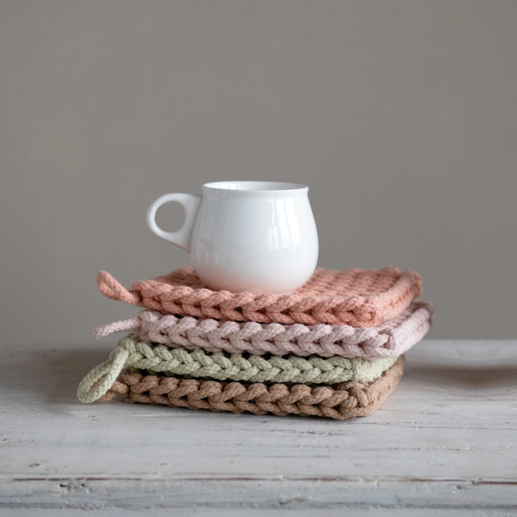 Crocheted Pot Holder image 10