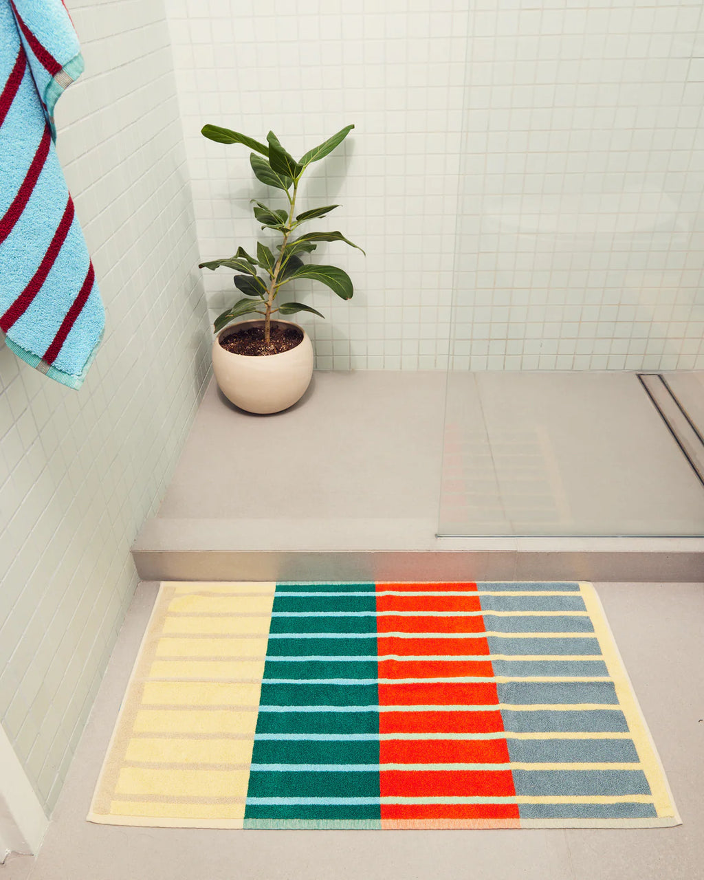 House Stripe Bath Mat image 5