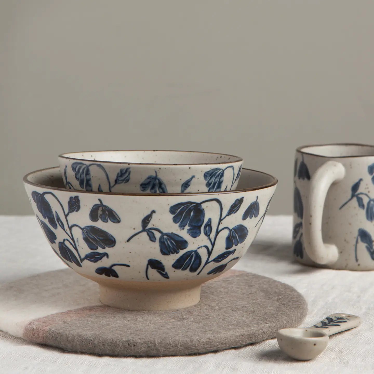 Posy Element Bowl (L) image 1