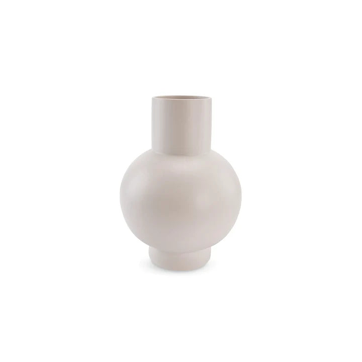 Raawii Strom Vase image 2