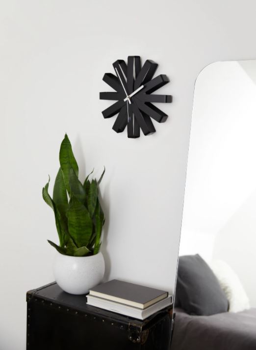 Metal Ribbon Wall Clock image 2