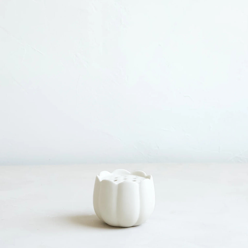 Ceramic Flower Frog Vase image 2