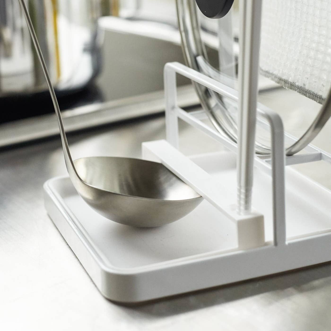 Tower Lid & Ladle Station image 3