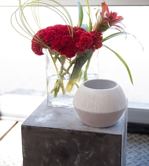 Avon Pot image 2