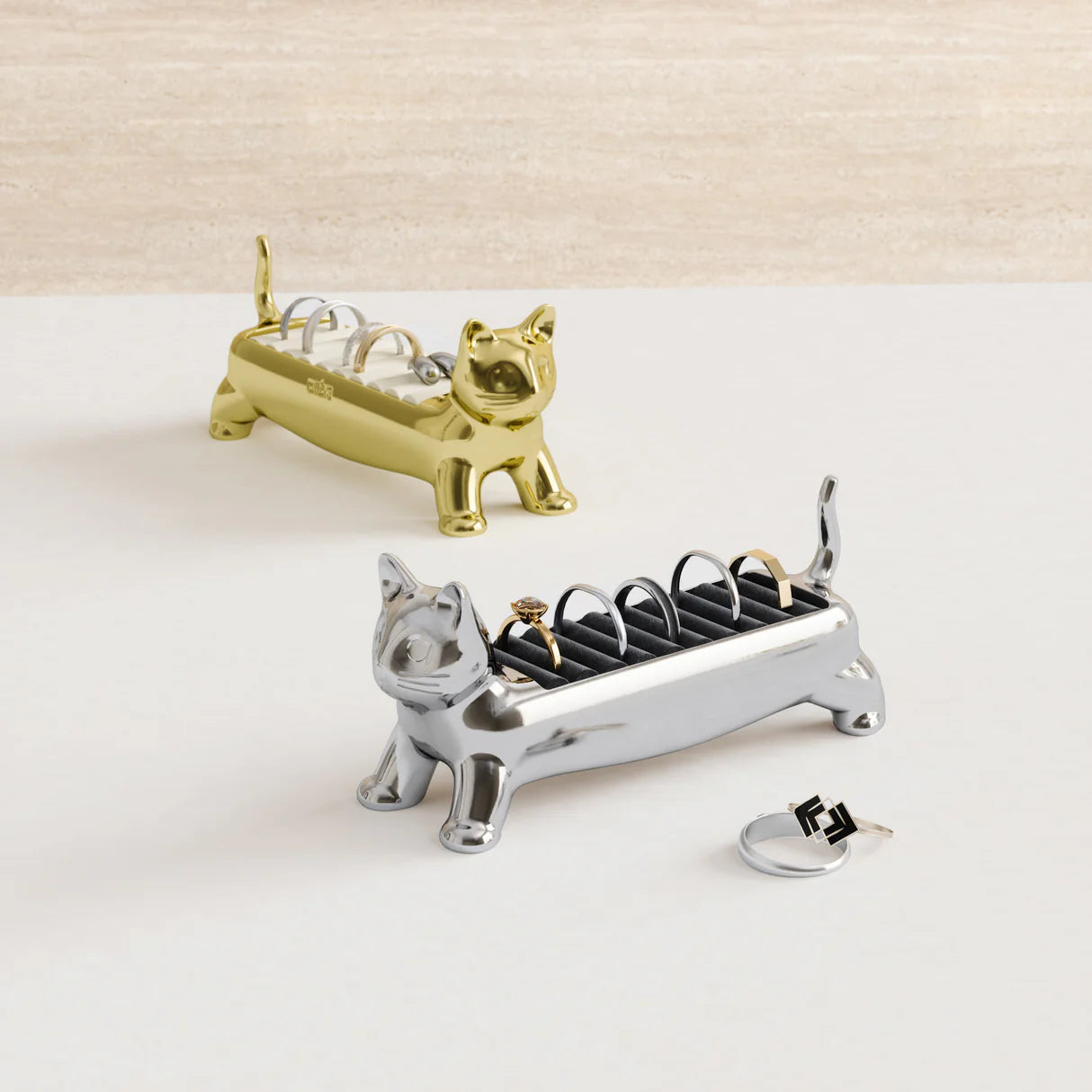 Ali Cat Ring Holder image 4